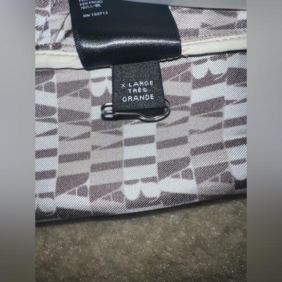 Brown Amiri Shorts - Picture 4 of 5